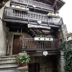 Maison La Bagne - Gressan 公寓